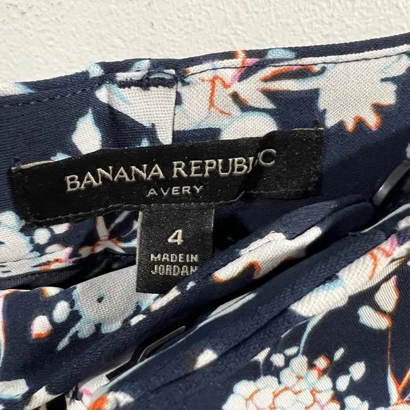 Banana Republic Navy Floral Trousers. Size 4. N/W Tags - Picture 3 of 4